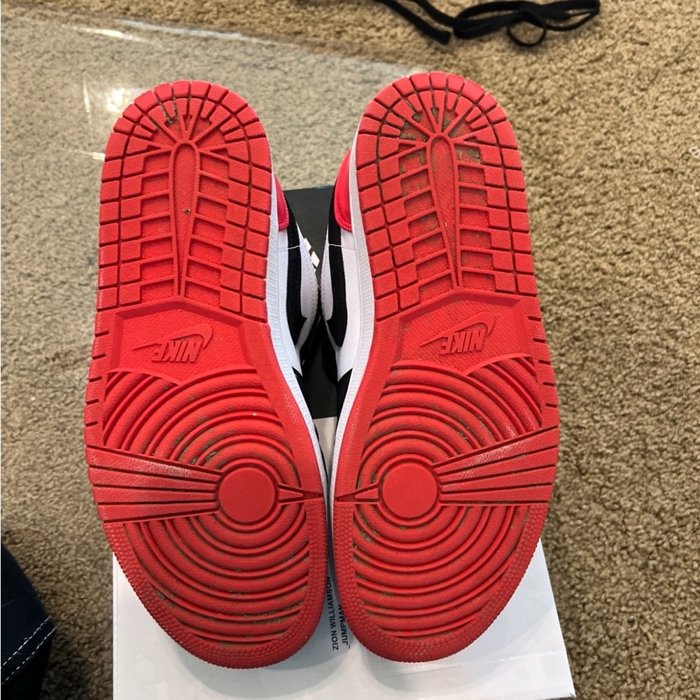 Air Jordan Low black toe - Picture 2 of 5